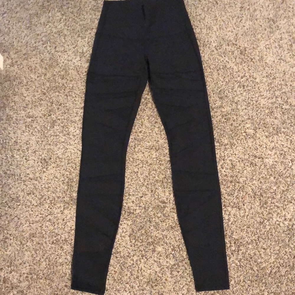 Lululemon black cut out legging
